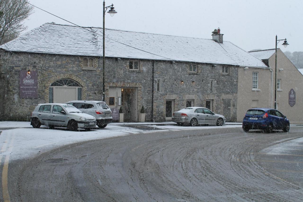 Spinners On Castle Street Birr Exterior foto